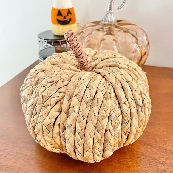 NEWThreshold Rattan Pumkin decor Woven Target - Picture 1 of 9